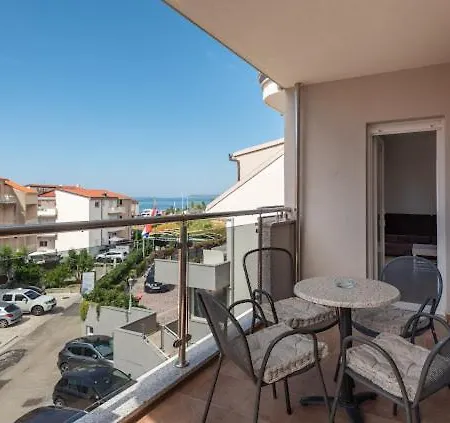 Appartement Emanuel Podstrana